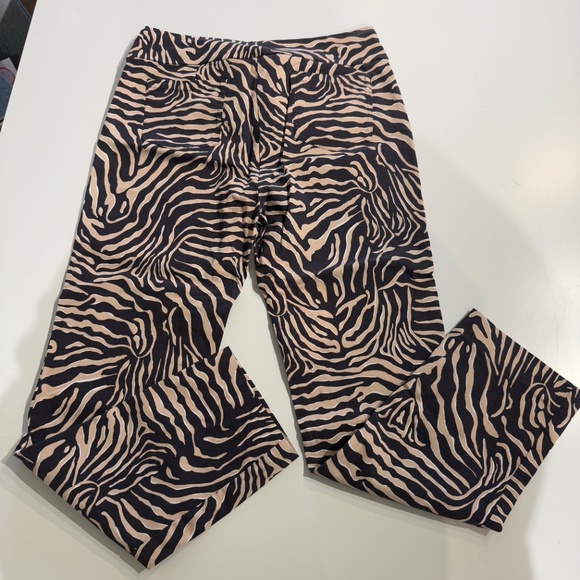 J. McLaughlin Masie Zebra Print Pull on Pants - Picture 2 of 6
